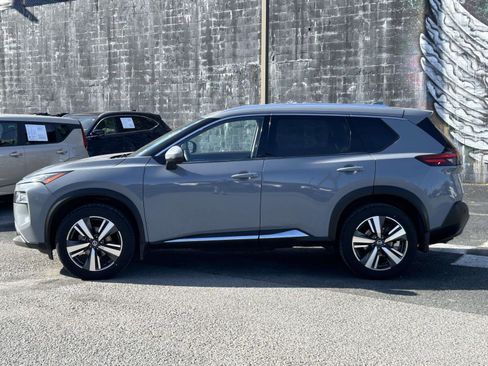 Used 2021 Nissan Rogue SL w/ Premium Package image 6