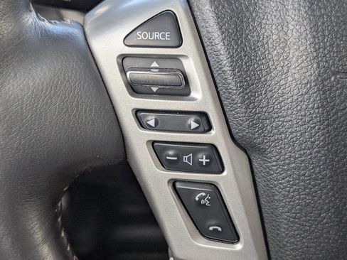 Used 2017 Nissan Titan PRO-4X AWD/4WD image 12