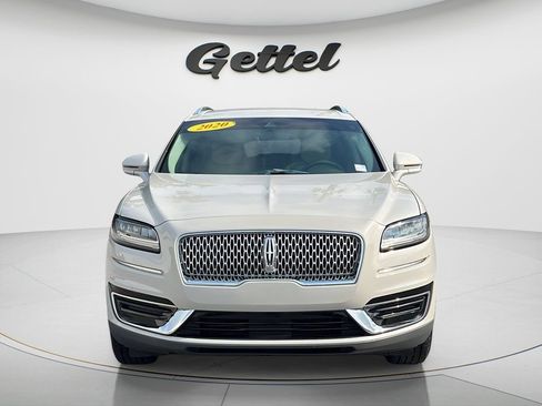Used 2020 Lincoln Nautilus FWD image 2