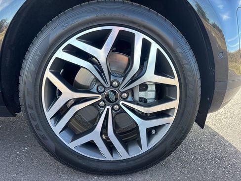 Used 2020 Land Rover Range Rover Evoque SE image 27