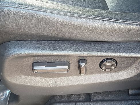 Used 2025 Honda Odyssey EX-L image 21