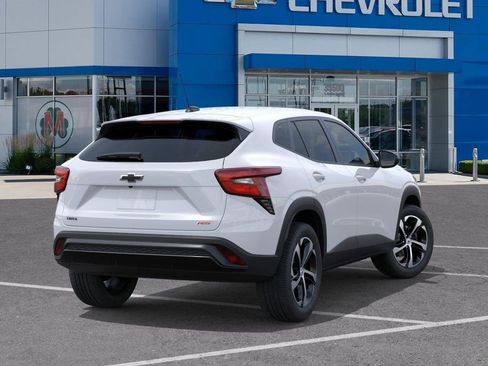 New 2026 Chevrolet Trax RS image 4