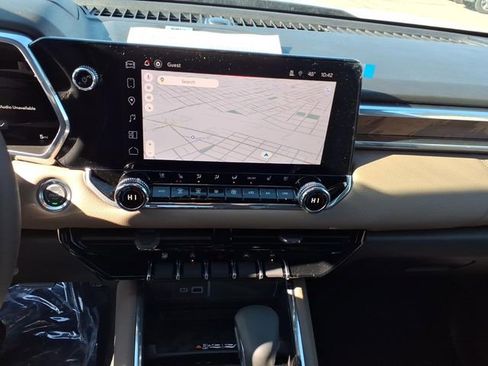 New 2026 GMC Canyon Denali image 9