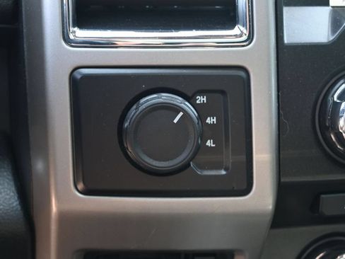 Used 2017 Ford F350 Lariat w/ Lariat Ultimate Package AWD/4WD image 27
