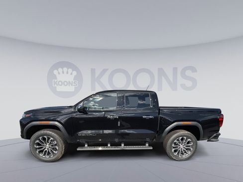 New 2026 GMC Canyon Denali image 2