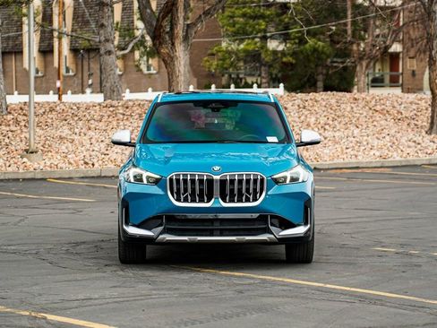 Used 2023 BMW X1 xDrive28i w/ Convenience Package image 2
