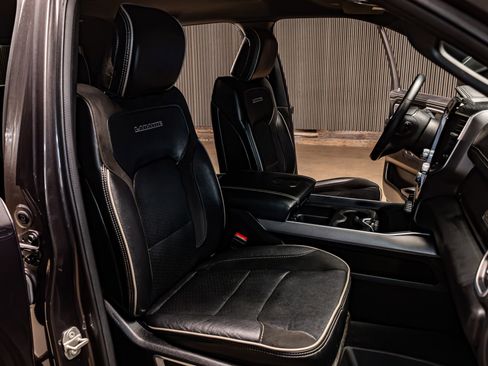 Used 2023 RAM 1500 Laramie image 23