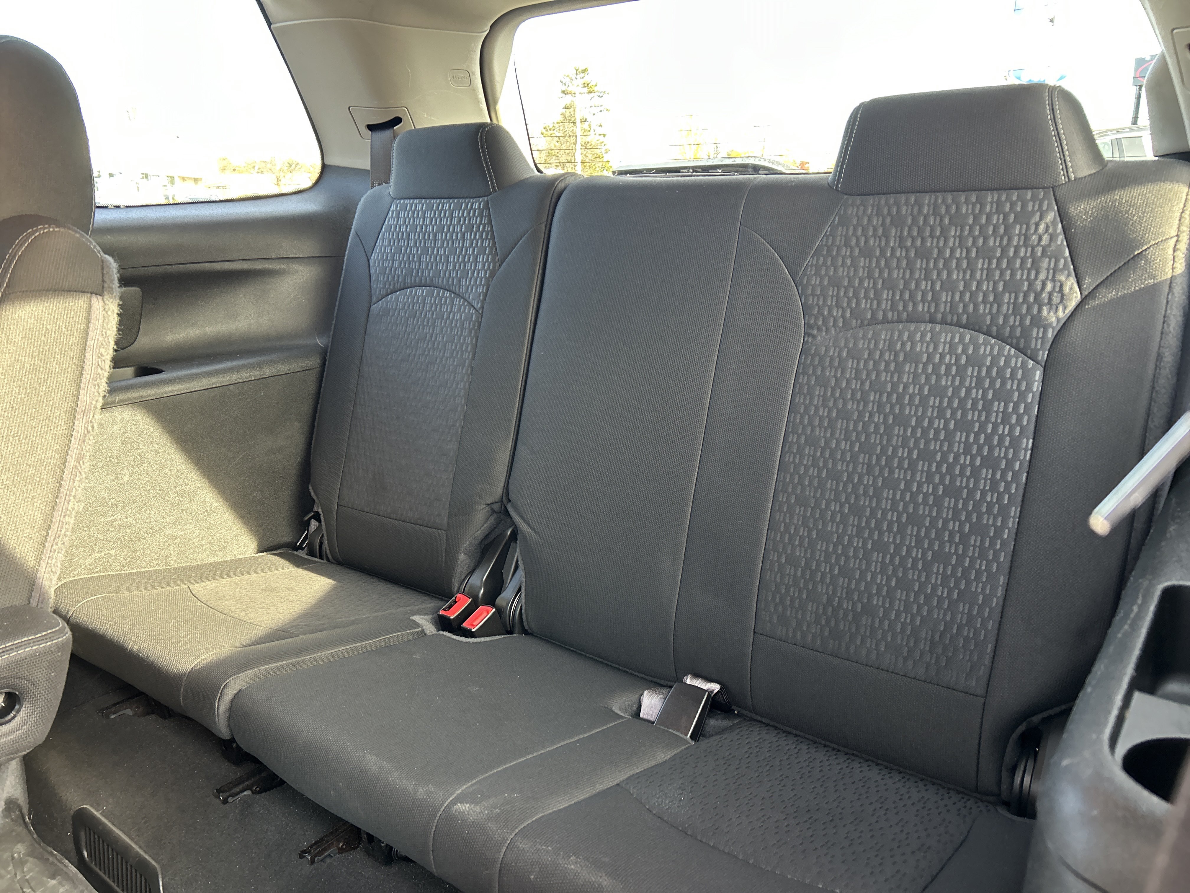 Used 2016 GMC Acadia SLE AWD/4WD image 21