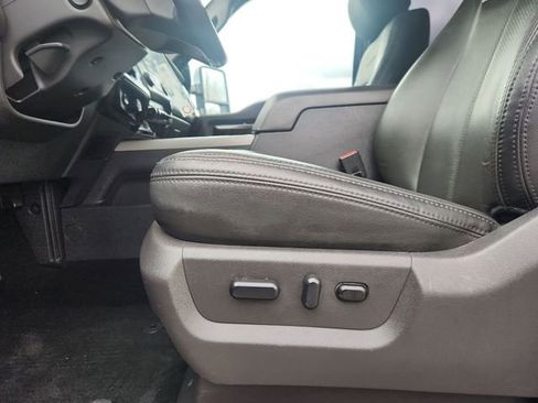 Used 2016 Ford F350 Platinum w/ Platinum Package image 15