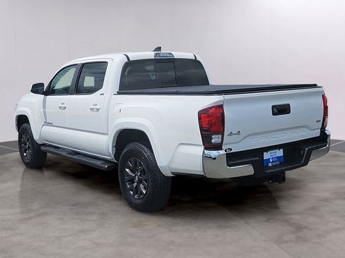 Used 2023 Toyota Tacoma SR5 AWD/4WD image 6