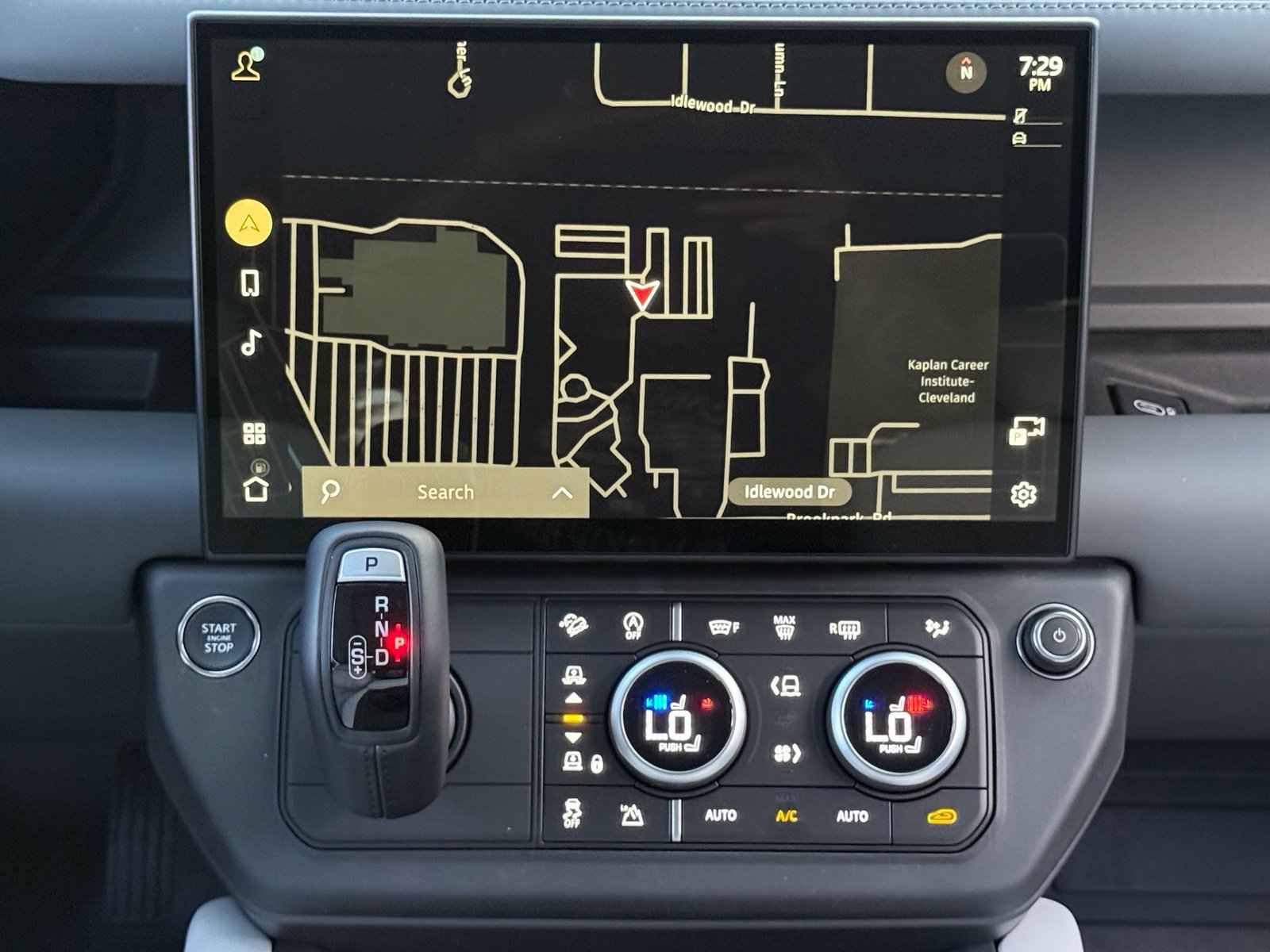 New 2026 Land Rover Defender 110 X-Dynamic SE AWD/4WD image 23