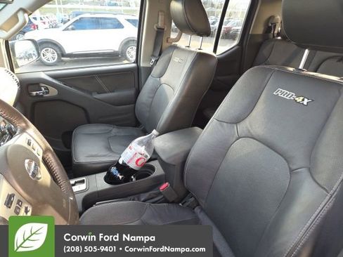 Used 2015 Nissan Frontier PRO-4X w/ Pro-4x Luxury Package image 4