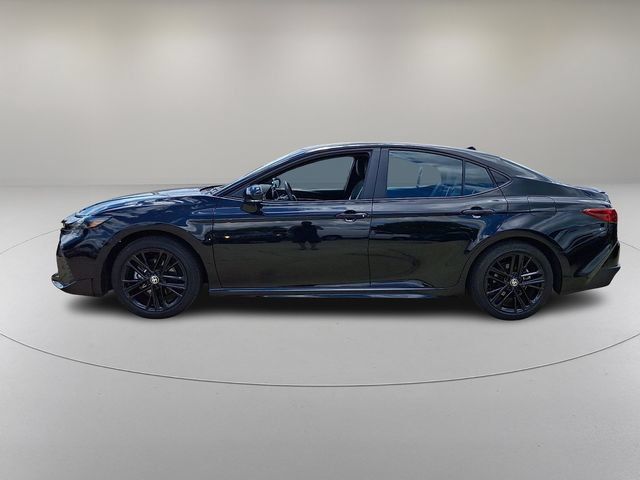 Used 2025 Toyota Camry SE FWD image 6