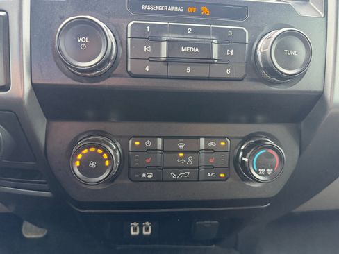 Used 2020 Ford F150 XLT w/ Equipment Group 302A Luxury AWD/4WD image 16