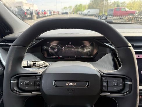 New 2026 Jeep Cherokee Laredo AWD/4WD image 20