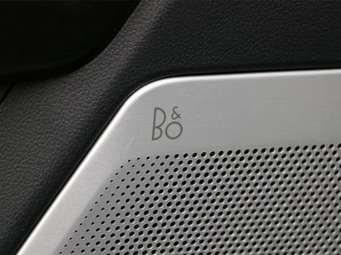 New 2025 Ford F150 Lariat w/ Equipment Group 502A High image 15