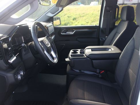 Used 2024 GMC Sierra 1500 Elevation AWD/4WD image 15