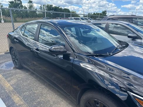 Used 2025 Nissan Sentra S FWD image 19