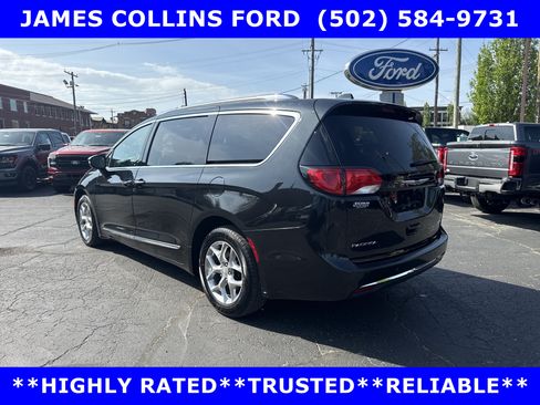 Used 2018 Chrysler Pacifica Limited FWD image 6