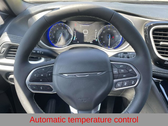 New 2027 Chrysler Pacifica Select FWD image 12