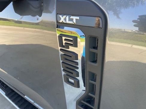 New 2026 Ford F250 XLT w/ XLT Premium Package image 31