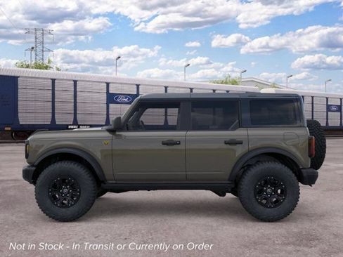 New 2026 Ford Bronco Badlands AWD/4WD image 3