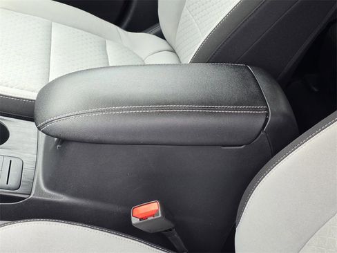 Used 2024 Ford Escape Active image 16