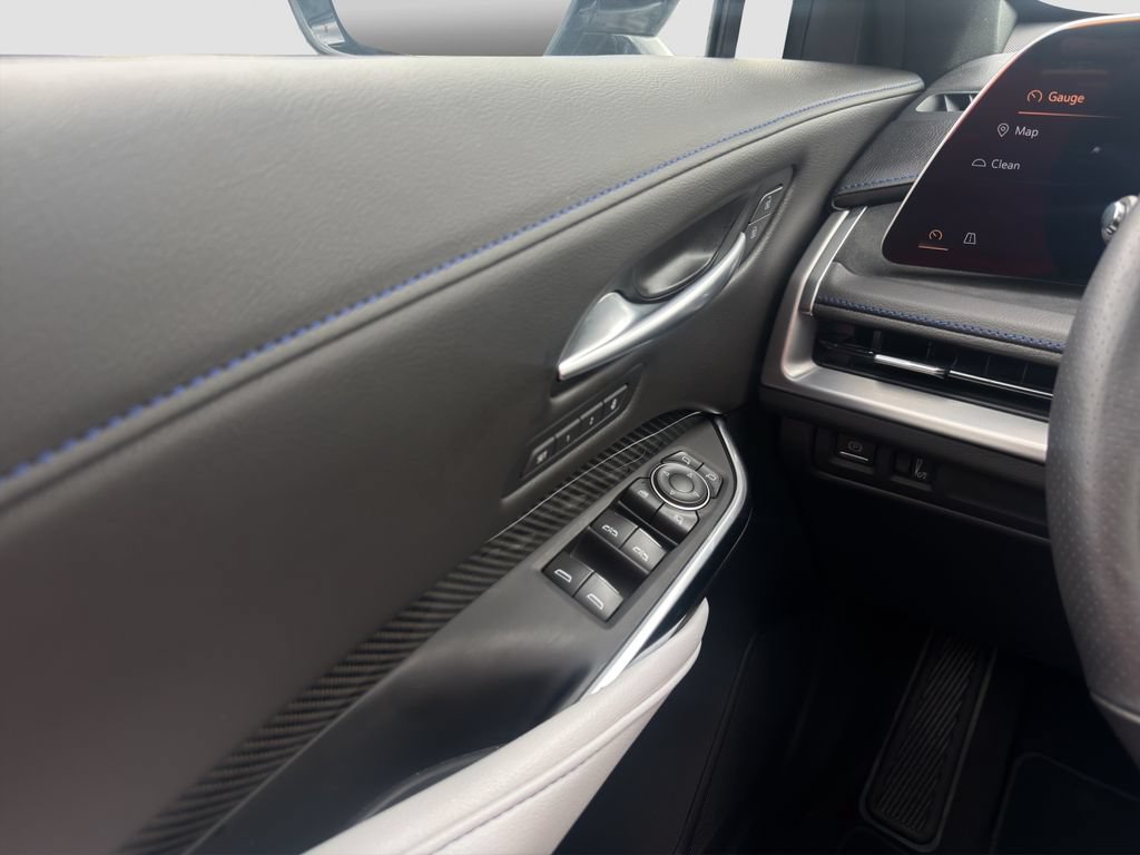 Used 2025 Cadillac XT4 Sport AWD/4WD image 25