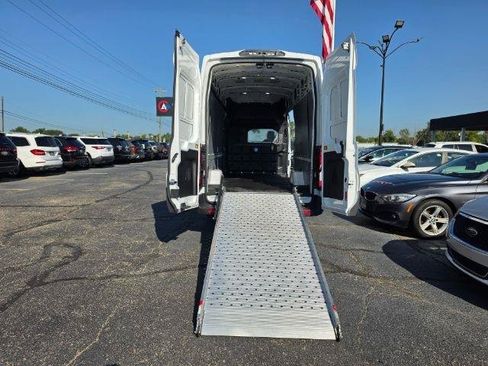 Used 2019 Ford Transit 250 148 High Roof Extended RWD image 40