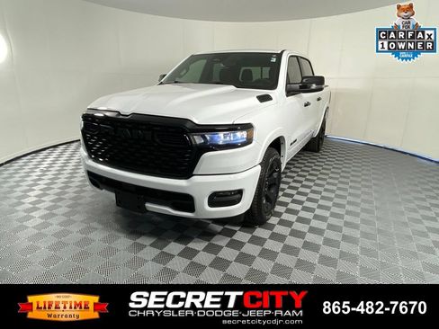 Used 2025 RAM 1500 Big Horn AWD/4WD image 3