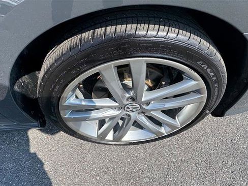 Used 2017 Volkswagen Passat 1.8T R-Line FWD image 30