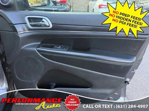 Used 2020 Jeep Grand Cherokee Limited AWD/4WD image 30
