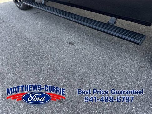 Used 2022 Ford Expedition Max Limited RWD image 16