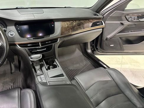 Used 2018 Cadillac CT6 Luxury AWD/4WD image 24