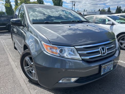 Used 2012 Honda Odyssey Touring Elite image 2