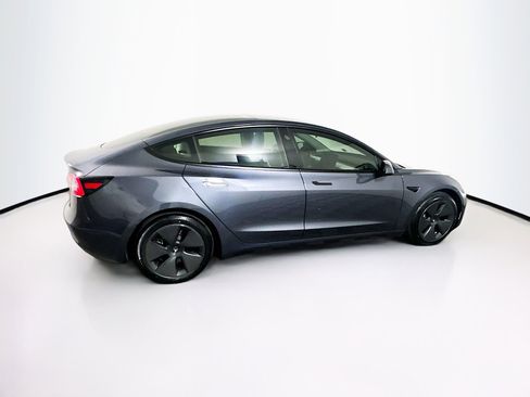 Used 2023 Tesla Model 3 Standard Range image 10