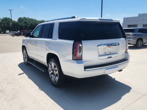 Used 2019 GMC Yukon Denali w/ Denali Ultimate Package AWD/4WD image 7