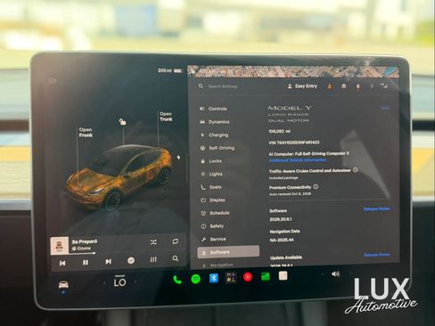 Used 2022 Tesla Model Y Long Range AWD/4WD image 30