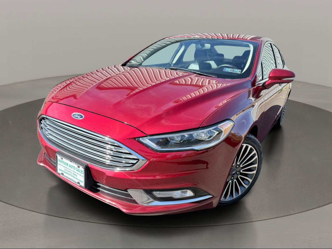 Used 2017 Ford Fusion SE w/ Fusion SE Technology Package FWD image 1