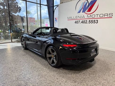 Used 2018 Porsche 718 Boxster S RWD image 4