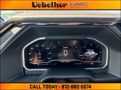 Used 2024 GMC Sierra 1500 AT4 w/ Technology Package image 28