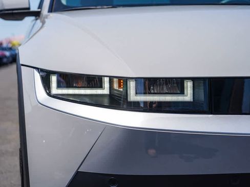 New 2026 Hyundai Ioniq 5 SEL RWD image 10