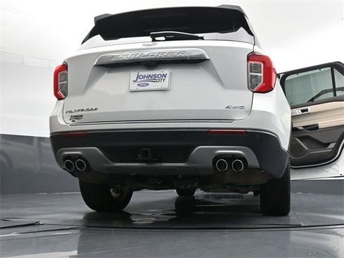 Used 2022 Ford Explorer Platinum w/ Equipment Group 601A image 36