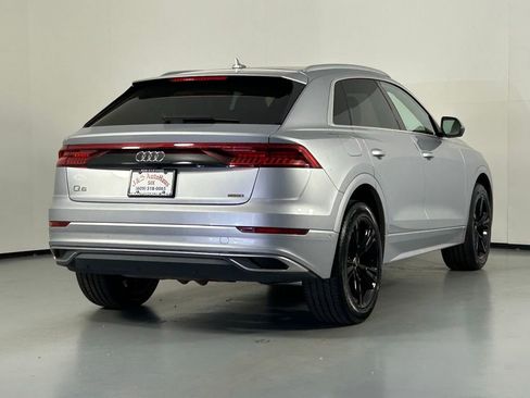 Used 2022 Audi Q8 Premium w/ Convenience Package AWD/4WD image 7