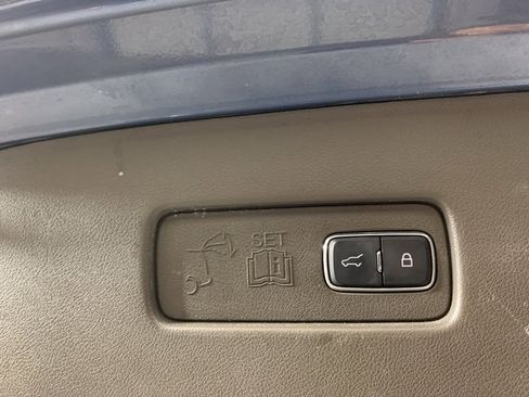 Used 2020 Lincoln Aviator Reserve image 36