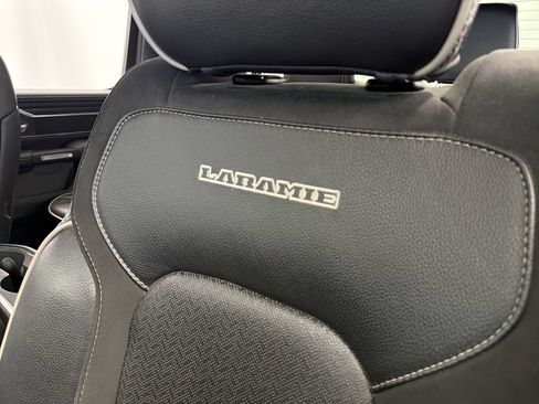 Used 2023 RAM 1500 Laramie AWD/4WD image 23