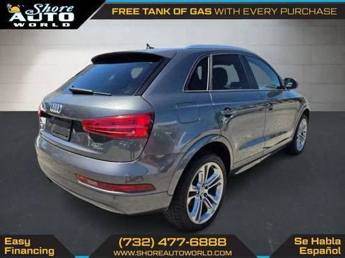 Used 2018 Audi Q3 2.0T Premium w/ Convenience Package AWD/4WD image 5
