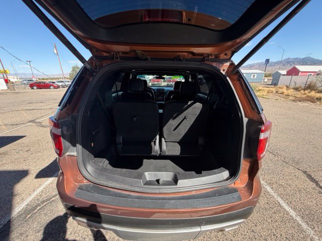 Used 2017 Ford Explorer Platinum AWD/4WD image 9