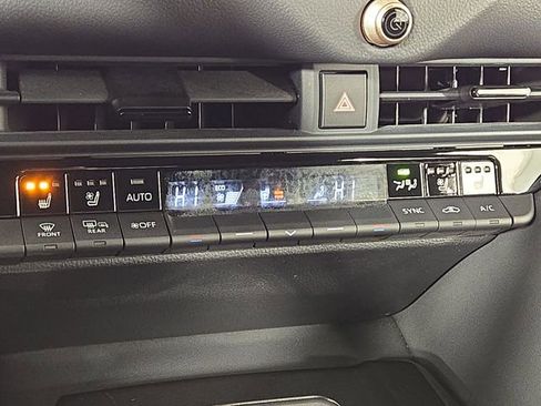 Used 2024 Toyota Crown Limited image 20