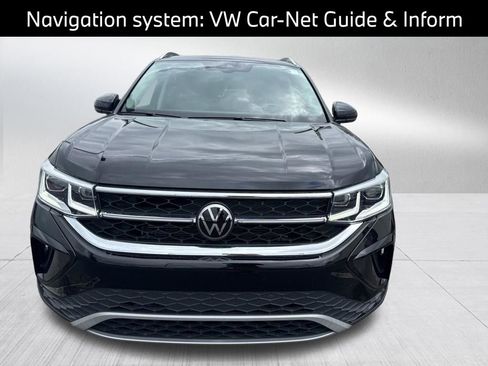 Used 2023 Volkswagen Taos SEL AWD/4WD image 3